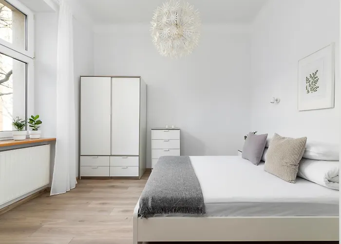 1 Bedroom Apartment - Ludwika Zamenhofa 6 Street